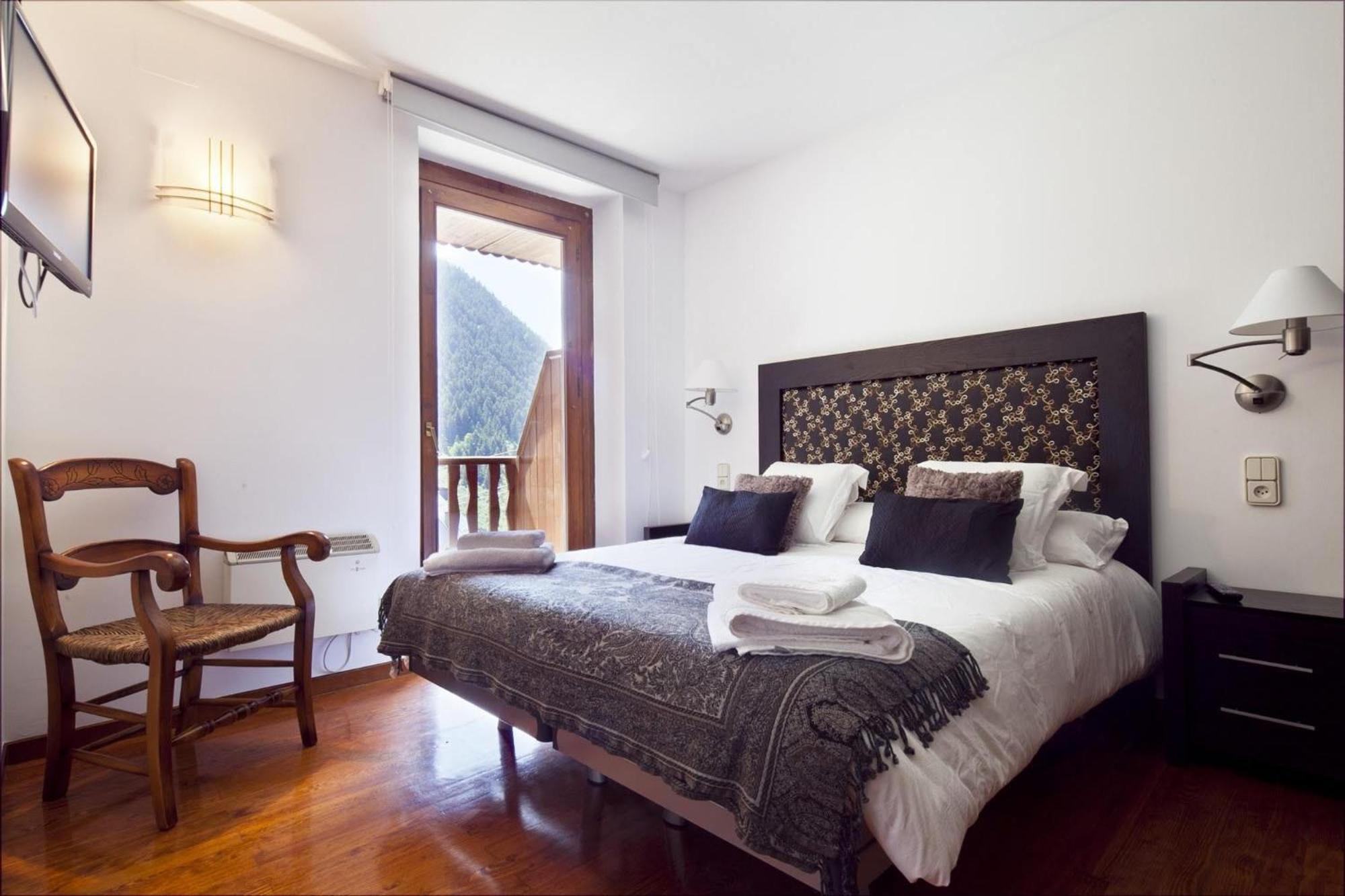 Luderna - Apartamento Con Terraza Bonaigua B2 Salient Бакейра-Берет Экстерьер фото